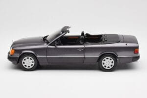 Mercedes 300 CE-24 W124 Cabriolet Lila Metallic Norev 1:18 183567 Metall — Bild 6 von 10