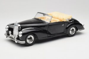 Mercedes 300 S W188 Cabriolet Schwarz Tchibo 1:18 36782 Metall