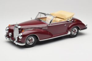 Mercedes 300 SC W188 Cabriolet Dunkelrot KK-Scale 1:18 KKDC180942 Metall