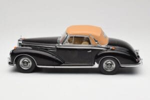 Mercedes 300 SC W188 Cabriolet Softtop Schwarz KK-Scale 1:18 KKDC180943 Metall — Bild 3 von 6