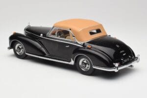Mercedes 300 SC W188 Cabriolet Softtop Schwarz KK-Scale 1:18 KKDC180943 Metall — Bild 5 von 6