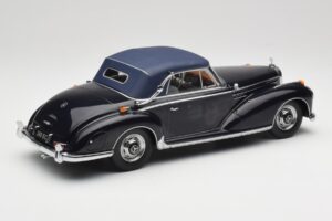 Mercedes 300 SC W188 Cabriolet Softtop Dunkelblau KK-Scale 1:18 KKDC180944 Metall — Bild 2 von 6