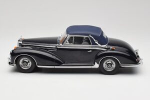 Mercedes 300 SC W188 Cabriolet Softtop Dunkelblau KK-Scale 1:18 KKDC180944 Metall — Bild 3 von 6