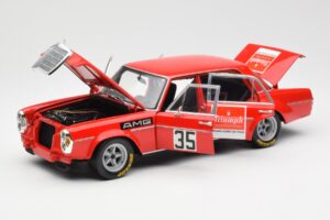 Mercedes 300 SEL 6.8 #35 H. Kelleners Hockenheim 1973 Minichamps 1:18 100713435 Metall — Bild 2 von 8