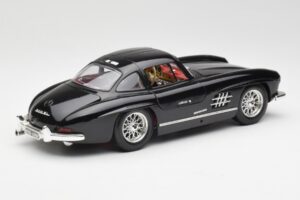 Mercedes 300 SL W198 Schwarz Bburago 1:18 35791 Metall — Bild 3 von 8