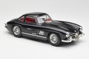 Mercedes 300 SL W198 Schwarz Bburago 1:18 35791 Metall — Bild 6 von 8