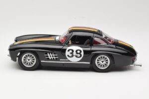 Mercedes 300 SL #38 1954 Bburago 1:18 3015-M1 Metall — Bild 4 von 8
