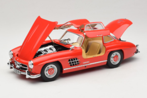 Mercedes 300 SL Gullwing Rot Minichamps 1:18 180039001 Metall — Bild 2 von 8