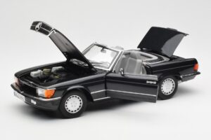 Mercedes 300 SL R107 Schwarz Pearl Händler Edition Norev 1:18 B66040678 Metall — Bild 2 von 10
