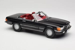 Mercedes 300 SL R107 Schwarz Norev 1:18 183511 Metall — Bild 6 von 8