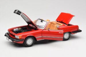 Mercedes 300 SL R107 Rot Norev 1:18 B66040623 Metall — Bild 2 von 8