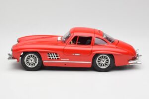 Mercedes 300 SL Rot Bburago 1:18 3015 Metall — Bild 4 von 8