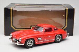 Mercedes 300 SL Rot Bburago 1:18 3015 Metall — Bild 8 von 8