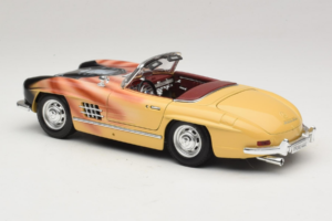 Mercedes 300 SL Roadster Rosemarie Muster Limitierte Auflage 18/27 Bburago 1:18 3023-M1 Metall — Bild 7 von 8