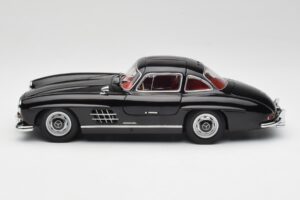 Mercedes 300 SL W198 Schwarz Minichamps 1:18 180039004 Metall — Bild 4 von 8