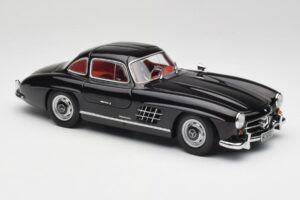 Mercedes 300 SL W198 Schwarz Minichamps 1:18 180039004 Metall — Bild 6 von 8