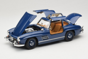 Mercedes 300 SL W198 Blau Norev 1:18 183852 Metall — Bild 2 von 8