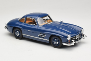 Mercedes 300 SL W198 Blau Norev 1:18 183852 Metall — Bild 6 von 8