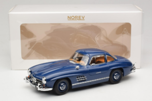 Mercedes 300 SL W198 Blau Norev 1:18 183852 Metall — Bild 8 von 8