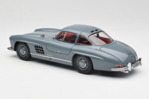 Mercedes 300 SL W198 Graphite Grau Minichamps 1:18 180039005 Metall — Bild 7 von 8