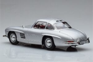 Mercedes 300 SL W198 Gullwing Norev 1:18 183850 Metall — Bild 7 von 8