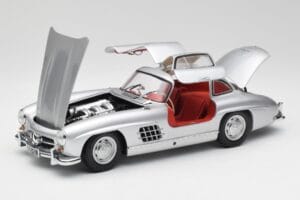 Mercedes 300 SL W198 Gullwing Silber Minichamps 1:18 180039000 Metall — Bild 2 von 8