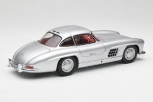 Mercedes 300 SL W198 Gullwing Silber Minichamps 1:18 180039000 Metall — Bild 3 von 8