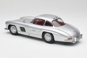 Mercedes 300 SL W198 Gullwing Silber Minichamps 1:18 180039000 Metall — Bild 7 von 8