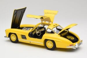 Mercedes 300 SL W198 Hellgelb Minichamps 1:18 180039009 Metall — Bild 5 von 8