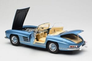 Mercedes 300 SL W198 Roadster Hardtop Light Blue Metallic Minichamps 1:18 180039042 Metall — Bild 6 von 9