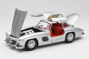 Mercedes 300 SL W198 Gullwing Silber Metallic Minichamps 1:18 B66040379 Metall — Bild 2 von 8