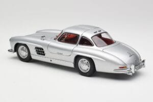 Mercedes 300 SL W198 Gullwing Silber Metallic Minichamps 1:18 B66040379 Metall — Bild 7 von 8
