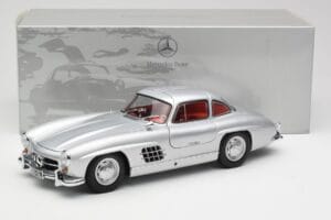 Mercedes 300 SL W198 Gullwing Silber Metallic Minichamps 1:18 B66040379 Metall — Bild 8 von 8