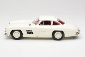 Mercedes 300 SL W198 Weiß Minichamps 1:18 180039006 Metall — Bild 4 von 8