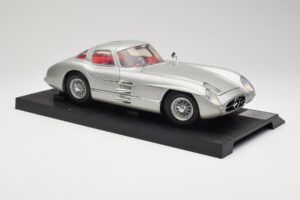 Mercedes 300 SLR Silber Revell 1:12 08851 Metall — Bild 6 von 8