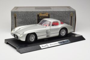 Mercedes 300 SLR Silber Revell 1:12 08851 Metall — Bild 8 von 8