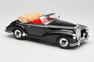 Mercedes 300S W188 Roadster Schwarz Welly 1:18 801-3271398 Metall — Bild 6 von 8