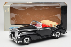 Mercedes 300S W188 Roadster Schwarz Welly 1:18 801-3271398 Metall — Bild 8 von 8