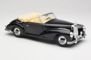 Mercedes 300SC W188 Obsidian Schwarz Maisto 1:18 806B Metall — Bild 6 von 8
