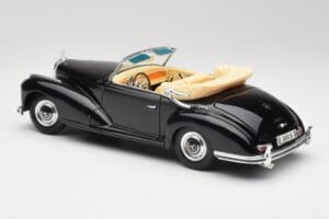 Mercedes 300SC W188 Obsidian Schwarz Maisto 1:18 806B Metall — Bild 7 von 8