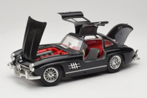 Mercedes 300SL Schwarz Bburago 1:18 3015-M3 Metall — Bild 2 von 8