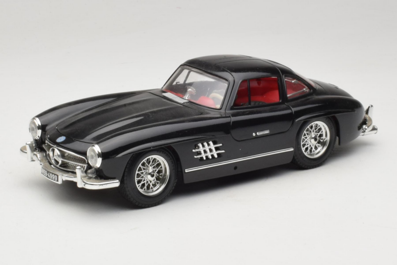Mercedes 300SL Schwarz Bburago 1:18 3015-M3 Metall