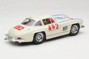 Mercedes 300SL #452 Mille Miglia 1955 Weiß Bburago 1:18 3015-M2 Metall — Bild 3 von 8