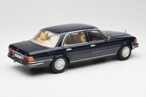 Mercedes 450 SEL 6.9 W116 Dunkelblau Revell 1:18 8956 Metall — Bild 3 von 8