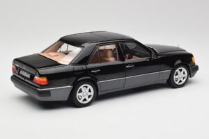 Mercedes 500E W124 Schwarz Limitierte Auflage Norev 1:18 183949 Metall — Bild 3 von 12