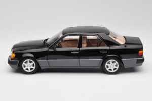 Mercedes 500E W124 Schwarz Limitierte Auflage Norev 1:18 183949 Metall — Bild 4 von 12