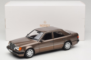 Mercedes 500E W124 Impala Metallic Norev 1:18 183954 Metall — Bild 8 von 8