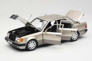 Mercedes 500E W124 Smoke Silver Händler Edition Norev 1:18 B66040724 Metall — Bild 2 von 8