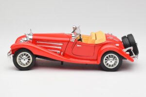 Mercedes 500K Roadster Rot Bburago 1:18 3020 Metall — Bild 4 von 8