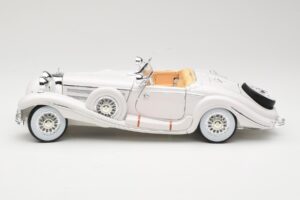 Mercedes 500K Special Roadster Weiß Premiere Edition Maisto 1:18 536055 Metall — Bild 4 von 8